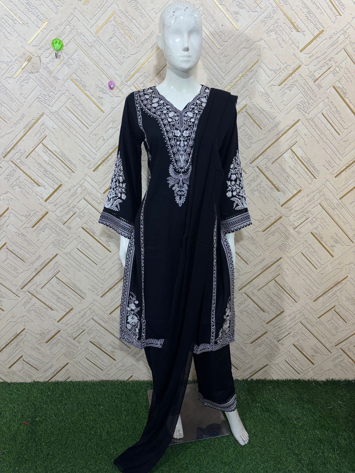 ebroidery kurti 2